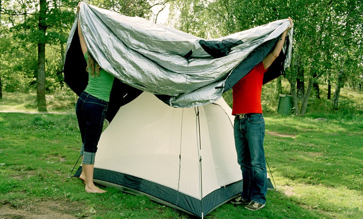 thepooluk's tweet image. Pop-up tents are sent by satan to ruin you relationship, and your holiday. @Davidmbarnett the-pool.com/life/life-hone…