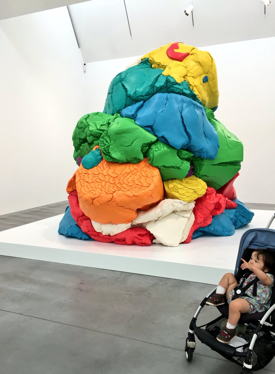 𝖸𝗈 𝖮𝗄𝖺𝖽𝖺 ダミアンハーストのギャラリーnewport Street Galleryにて開催中のジェフ クーンズ回顧展 1歳9ヶ月の娘が大喜びだった 入場無料 10月16日まで T Co Hrqjxxzjet 𝖸𝗈 𝖮𝗄𝖺𝖽𝖺 ダミアンハーストのギャラリーnewport Street Galleryにて開催中のジェフ クーンズ回顧展 1歳9ヶ月の娘が大喜びだった 入場無料 10月16日まで T Co Hrqjxxzjet