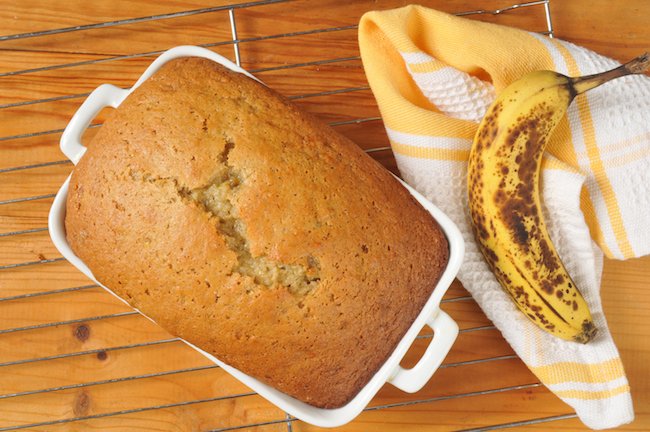 hardlopenNL's tweet photo. #voedingstip: Bananenbrood, bomvol nuttige bouwstoffen voor hardlopers. https://t.co/HNigA7twQk https://t.co/LiO3raMD6Z