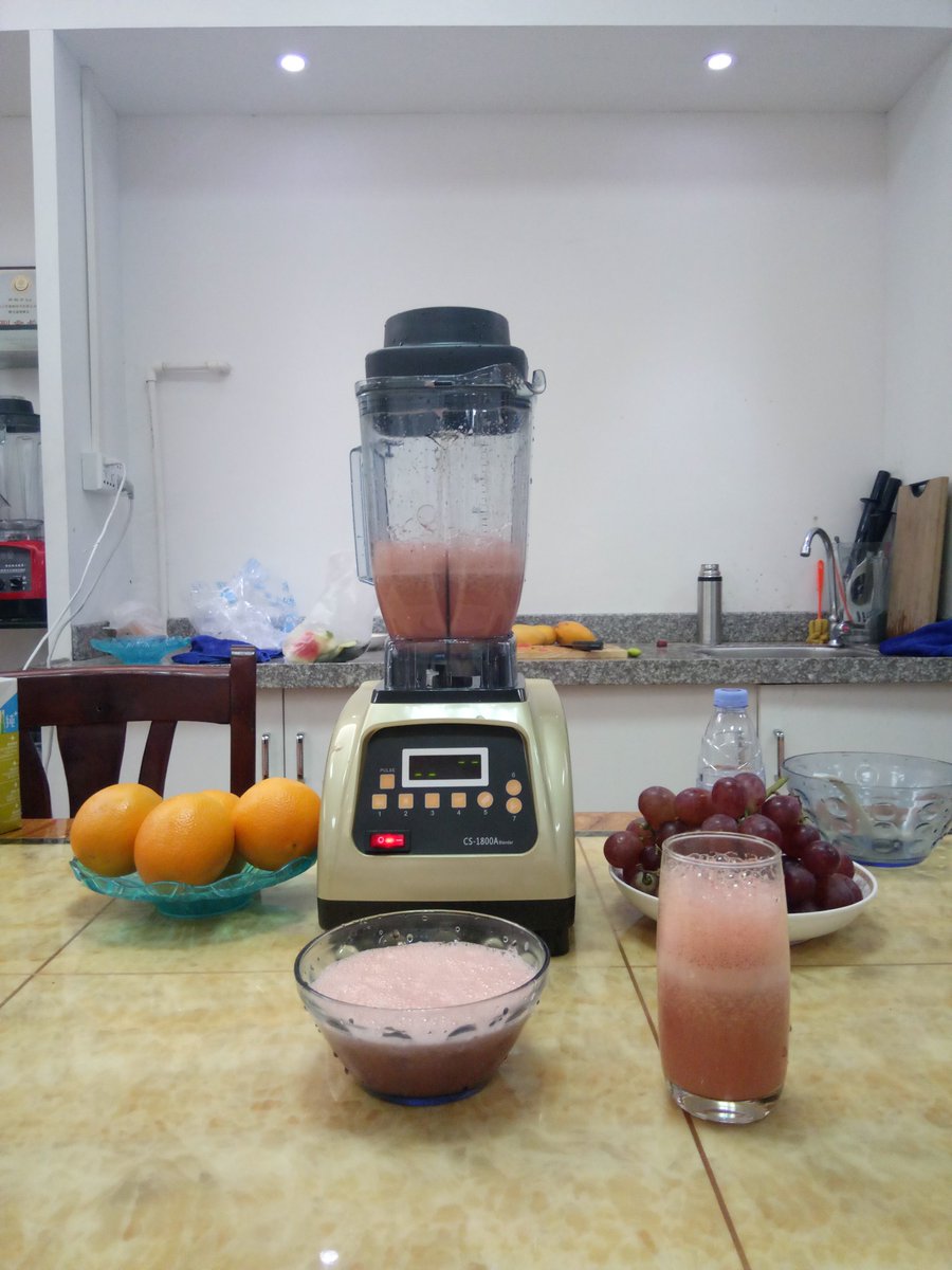 zshphp99's tweet image. no beverage just juice fresh fruit and juice   all kinds of juice #professionalblender