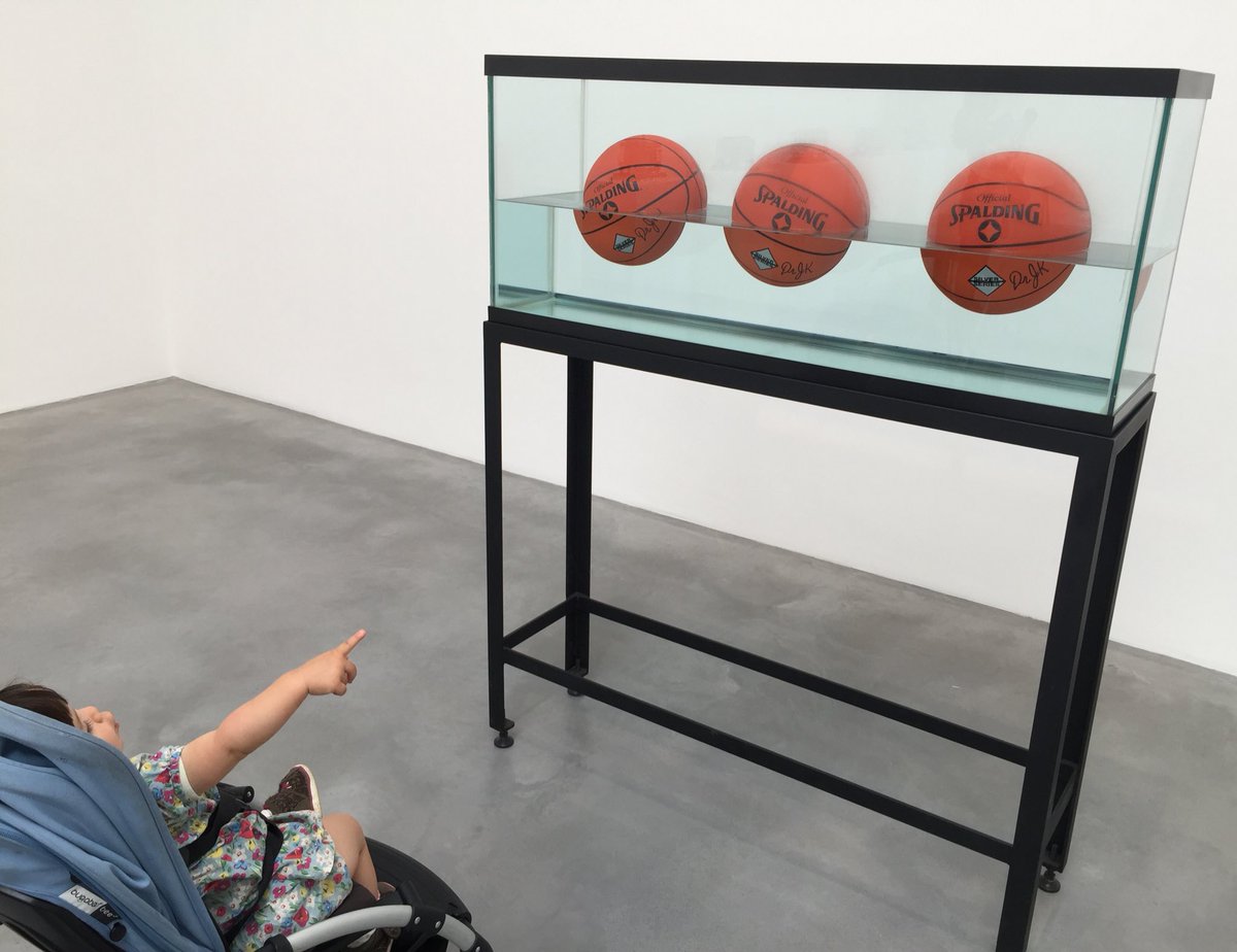 𝖸𝗈 𝖮𝗄𝖺𝖽𝖺 ロンドンnewport Street Gallery レストランpharmacy 名の通り薬屋がコンセプトのデミアン ハーストの作品そのもの アート作品として医薬品がずらり並ぶ T Co X7n9kyv1yz 𝖸𝗈 𝖮𝗄𝖺𝖽𝖺 ロンドンnewport Street Gallery レストランpharmacy 名の通り薬屋がコンセプトのデミアン ハーストの作品そのもの アート作品として医薬品がずらり並ぶ T Co X7n9kyv1yz