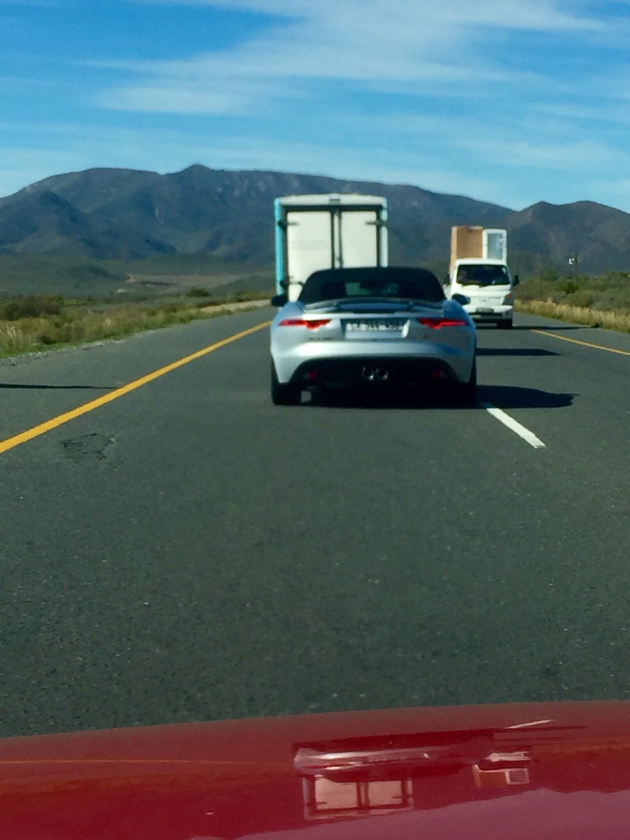 keepingursanity's tweet photo. CA 544 458 - what a chop! Overtaking like 10 cars at a time nearly caused 2 accidents now #baddriver #RoadSafety https://t.co/0ea4Mkwu4A