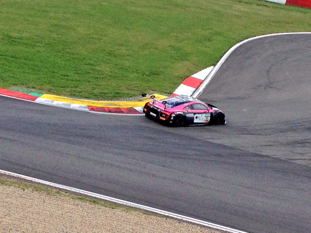 BonanomiFan86's tweet photo. Finally a holiday weekend(at my current workplace)to watch this LIVE😁🏁
#GoodLuck 🍀 Team #Aust #Motorsport #44 #r8 💪 https://t.co/7bmxARyh5A