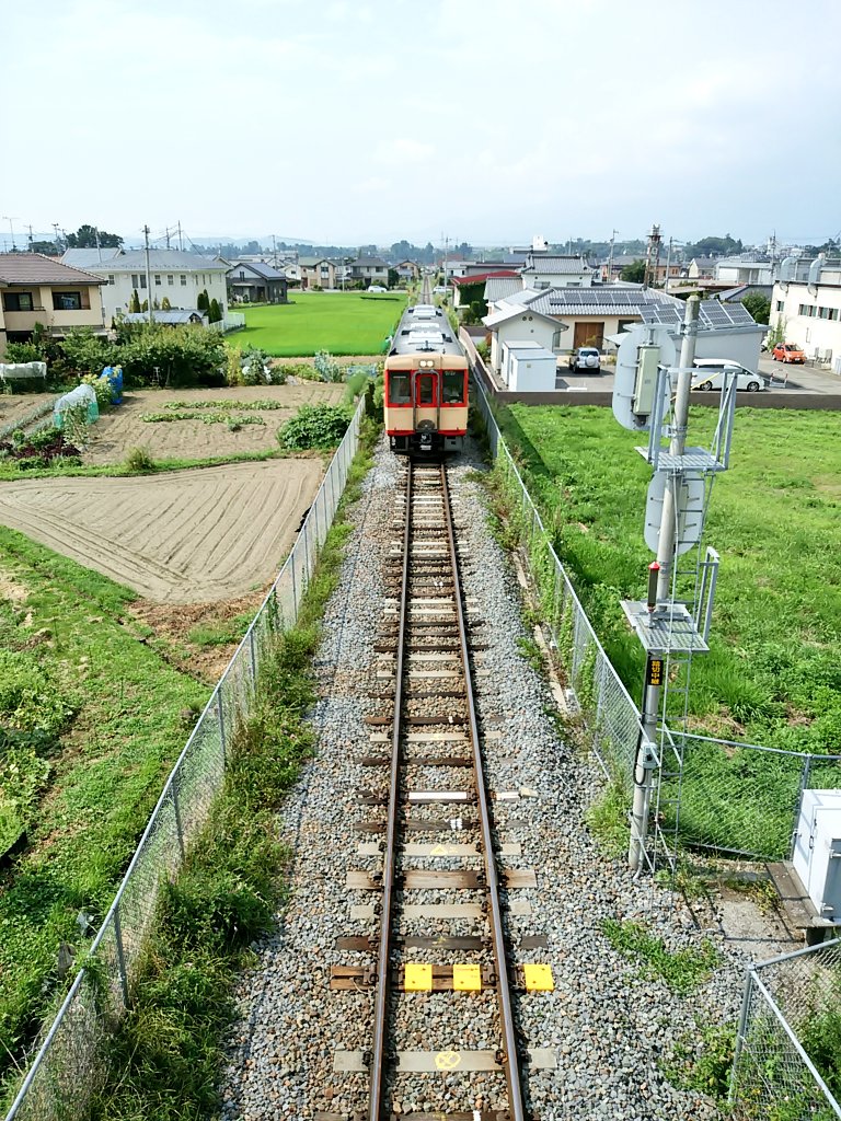 投稿スライム Op Twitter 佐久の懐かしい風景 中込駅方面から滑津駅の方向を眺めてみました 僕の実家もこの沿線上にあります 佐久帰省16夏 小海線