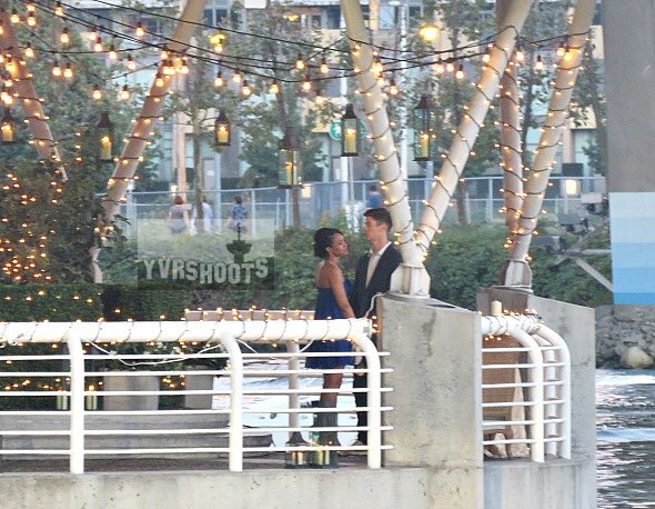 newsflash52's tweet photo. And this is just their FIRST date!!! What kind of otp??! 💞💏 
I'm not crying. YOU'RE crying... #WestAllen #TheFlash https://t.co/B2YEDlVSdc