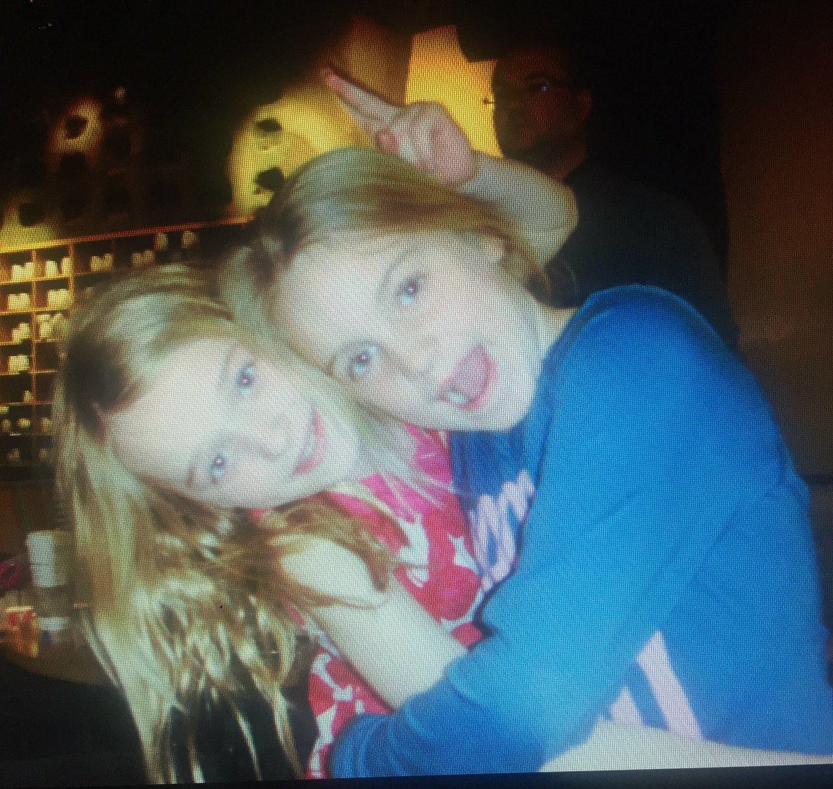 Happy 16th lo! ♥️🍾🍾 <a href="/LoisRichards36/">Lois</a>