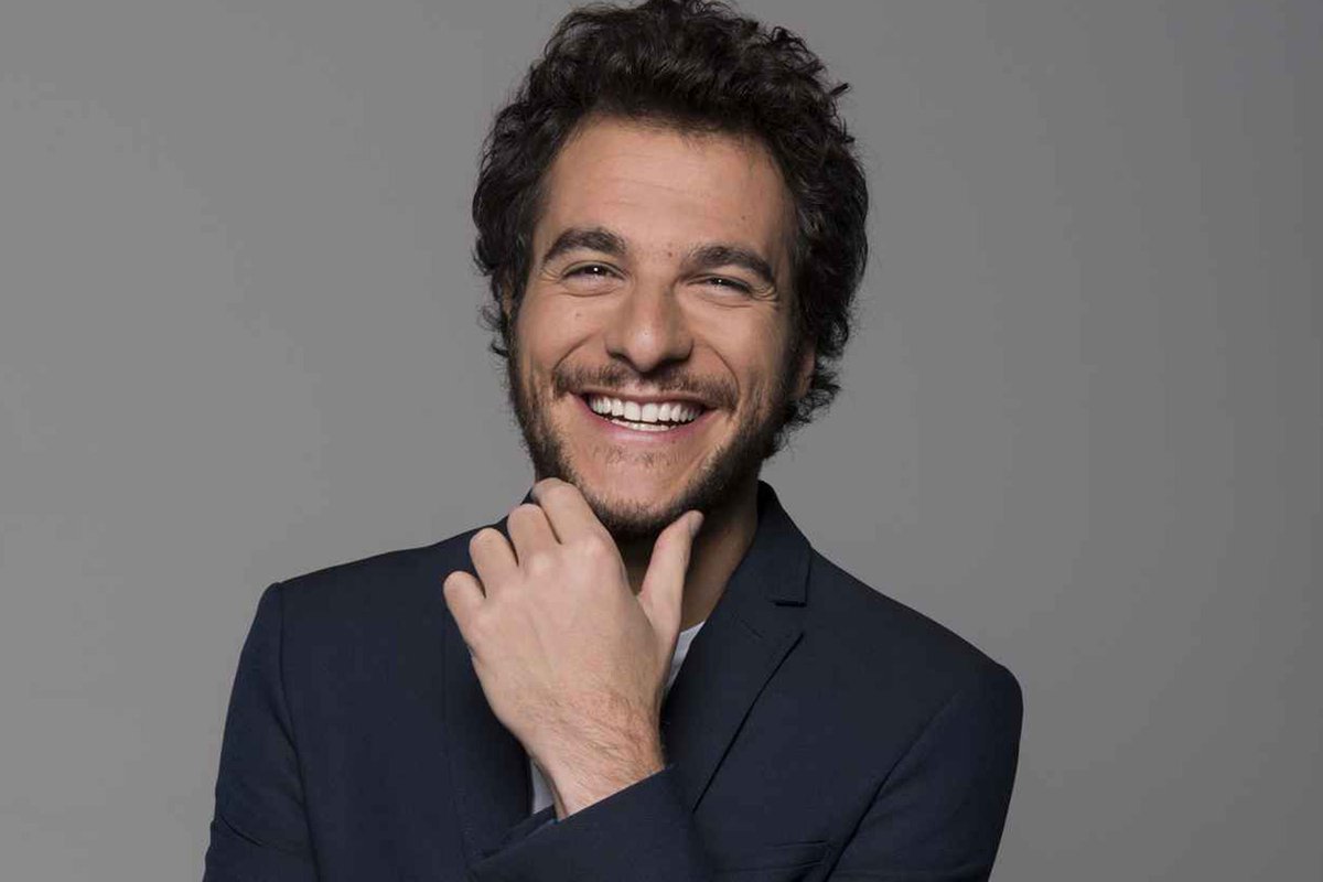 AMIR LE BEAU DENTISTE DE RETOUR SUR LES ONDES AVEC ON DIRAIT onstagemag.eu/amir-beau-dent… <a href="/Amir_Off/">AMIR</a>  <a href="/TheVoice_TF1/">The Voice ✌️</a>