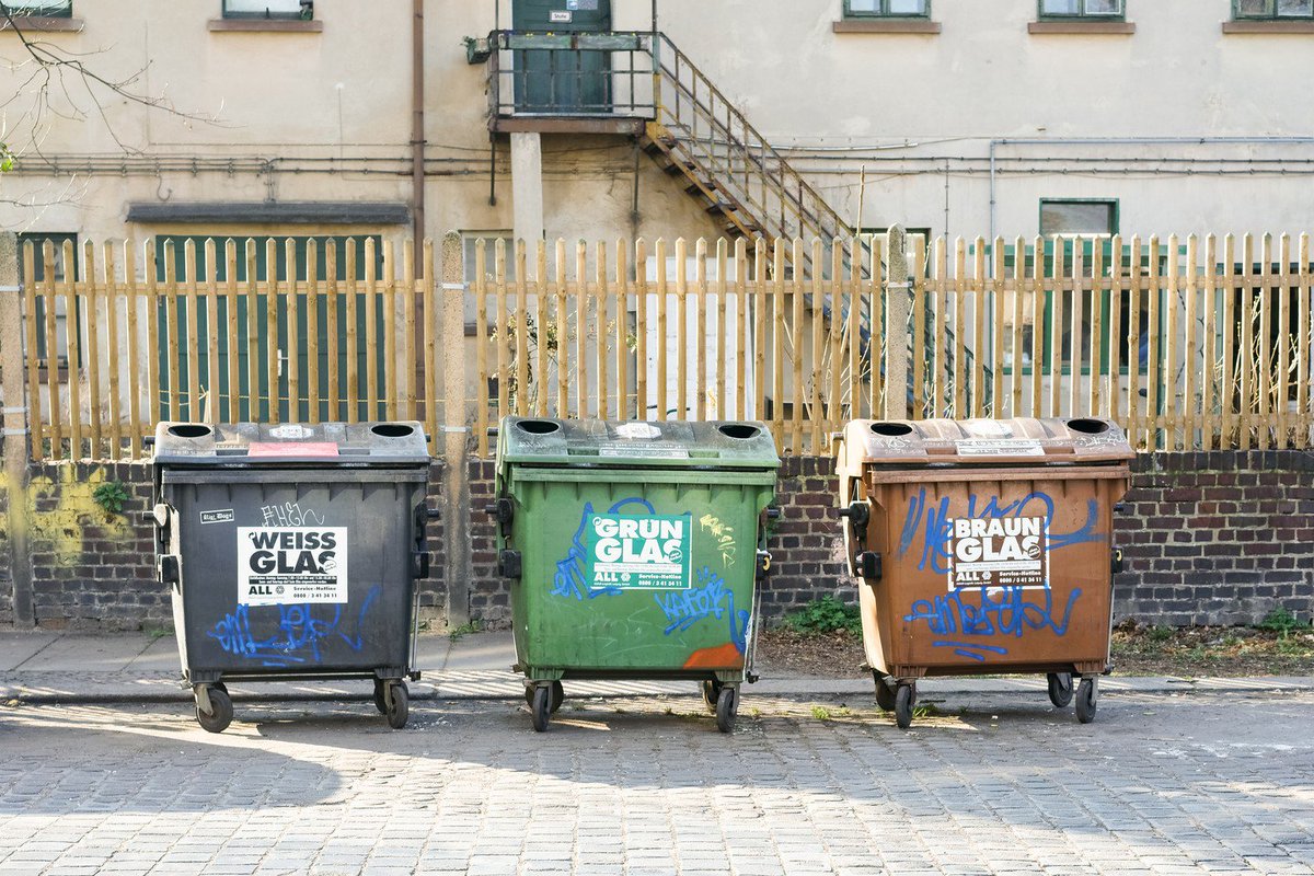 LiveCircular's tweet photo. Cashing in on the benefits of the circular economy https://t.co/ld8hoDde7z #circulareconomy #wastenot #livecircular https://t.co/5nBn7YaOKI