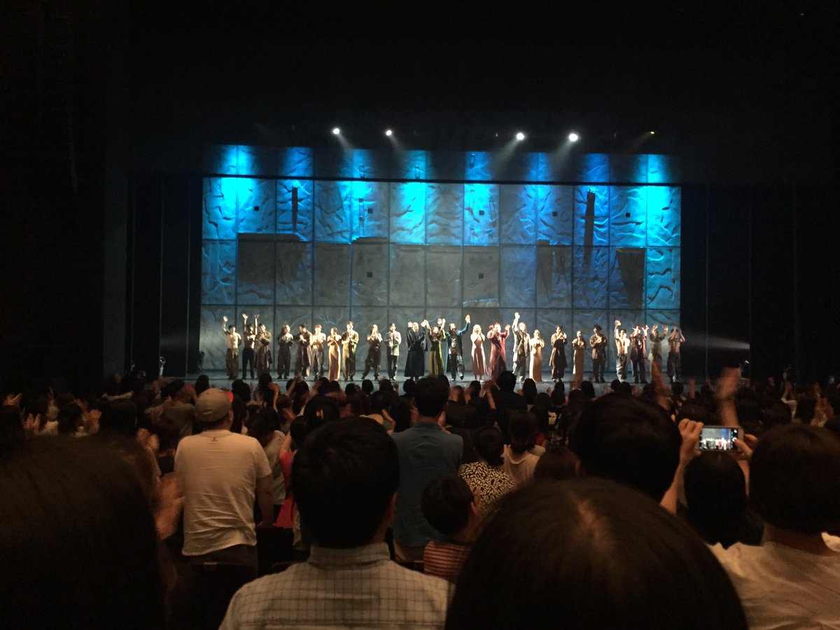 최고의 배우들이 만들어낸 노트르담드파리~ 광호가 노래하면 어찌나 뱃속애기가 격하게 움직이던지ㅋㅋ애기도 좋은가보다~고급진 목소리로 태교 했다는ㅎㅎ #노트르담드파리 #정동하 #린아 #김희선 #블루스퀘어