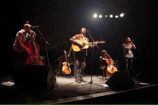 sundaysessions4's tweet photo. Our first guest for 21st Aug Rob from @RiversOfEngland #smoothgroves #openmicbath https://t.co/0LyAT8Eghj