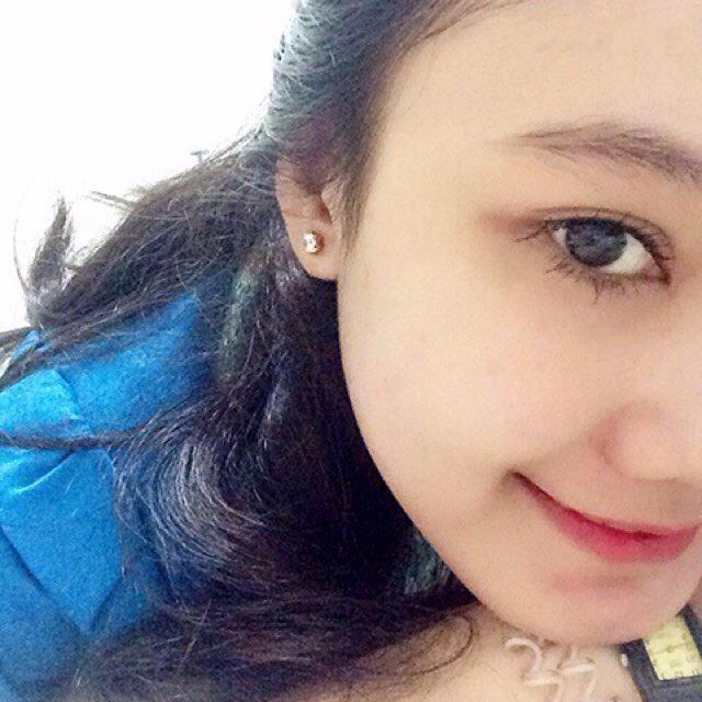 HelnaSyifa_LF's tweet photo. I am streaming on #BIGOLIVE. Join now! https://t.co/OdycB3JJUT https://t.co/i6cJ0KaIse