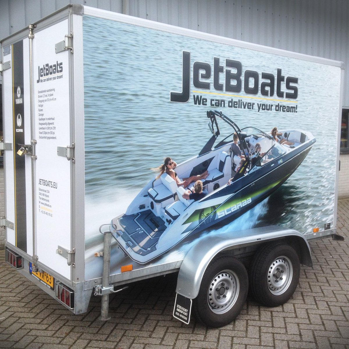 AfdelingSign's tweet image. Afdeling Sign ontwerpt en plakt de reclame op de auto en aanhanger van Jetboats. Meer info: bit.ly/2aQqgun