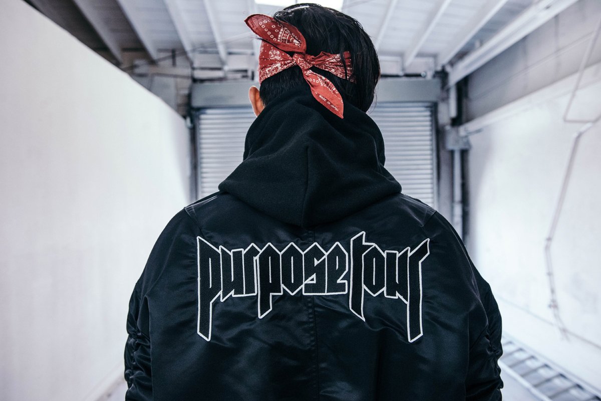 eljoventintero's tweet photo. #JustinBieber llega hoy a #UrbanOutfitters con su colección #PurposeTourXUO, online el día 8 https://t.co/2a3XRmQ1Lv https://t.co/LQvvzonm1f