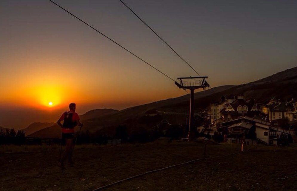 ultrasierranev's tweet photo. Tan duro y a la vez tan hermoso... #utrasierranevada 
🇬🇧 So hard and yet so beautiful... #USN2016 https://t.co/m6xxhEIkA2