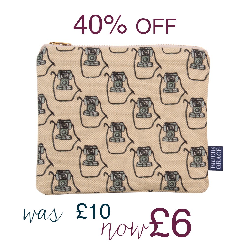 bridiegrace's tweet photo. #FridayFeeling #sale #purse #camera #bag 

More items for sale on our website 😁 https://t.co/jUTUTBKQqo