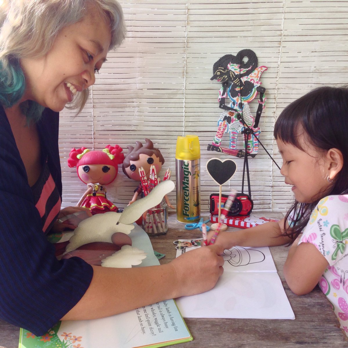 estehtawarbukan's tweet photo. @ForceMagicID + ibu + pelangi = #ForceMagicKIDSTIME ayo ikutan @adekaRientQ @Ersa_Erisa @nuryuneni https://t.co/enQHLfLLMA