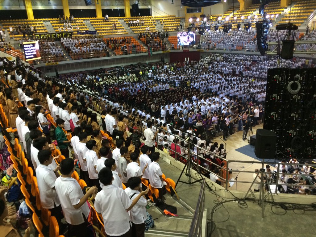 USTCODEC's tweet photo. Mass #USTFreshmenweek2016 #USTFreshmen2016 #GoUSTe https://t.co/zj84g0j4Tl