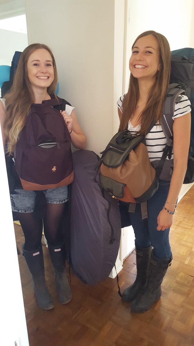 LilyCapewell's tweet photo. I hear frontpacks are the new backpacks this year. All set for #Wilderness2016 #campingpro @sigmascience @PintailUK https://t.co/4Vnijmq1Q0