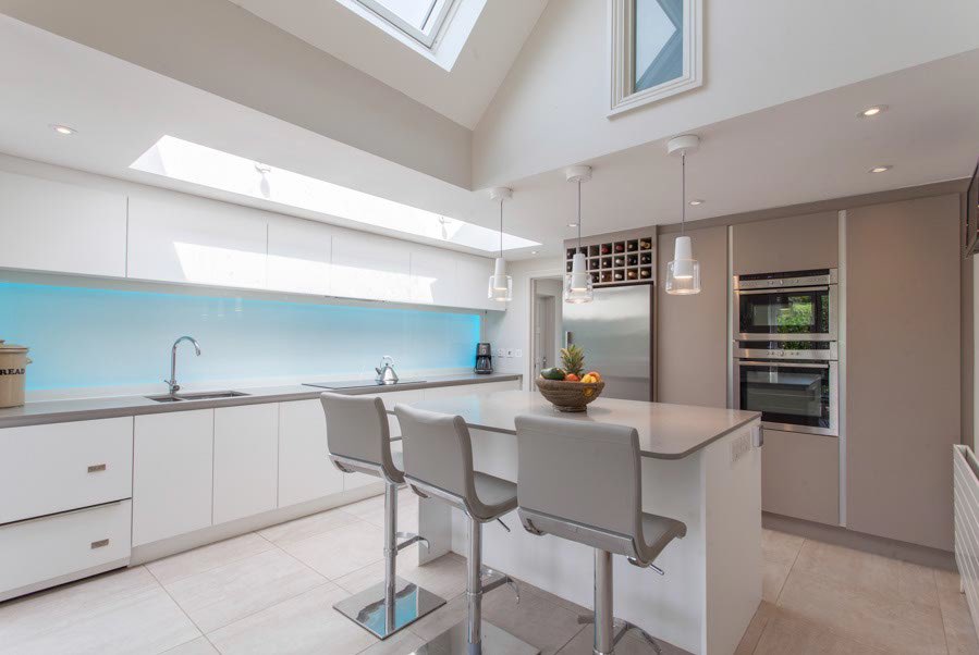 lightplanhenley's tweet photo. Simply but very stylish. Clean and white with a hint of RGBW. @lightplanhenley https://t.co/pb7XOgTPiK