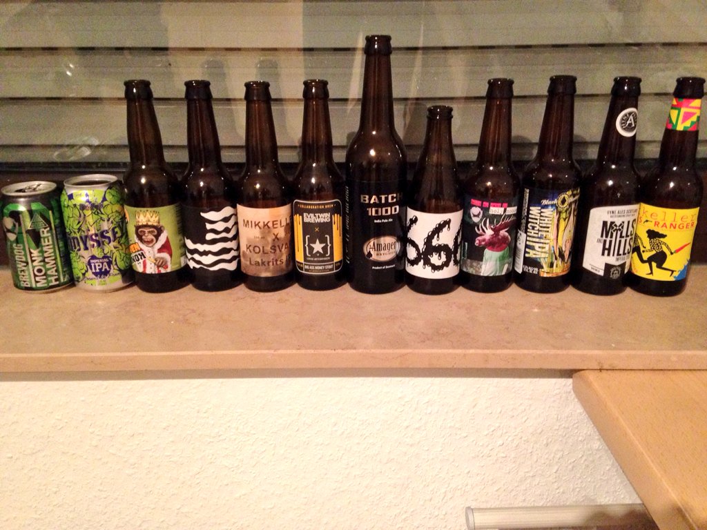 rubeer_'s tweet photo. Anoche celebramos el #ipaday2016 a lo grande y tuvimos un fin de fiesta muy oscuro :-) https://t.co/9ldpIWHwkD