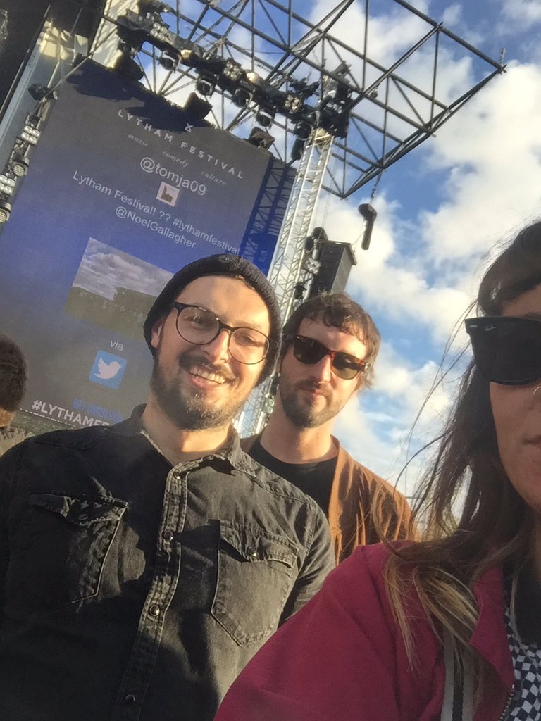 asosarch's tweet image. @lythamfestival prawn sandwiches and what?! #Lythamfestival #obvswellexcitedbeyondbelief #andthensome