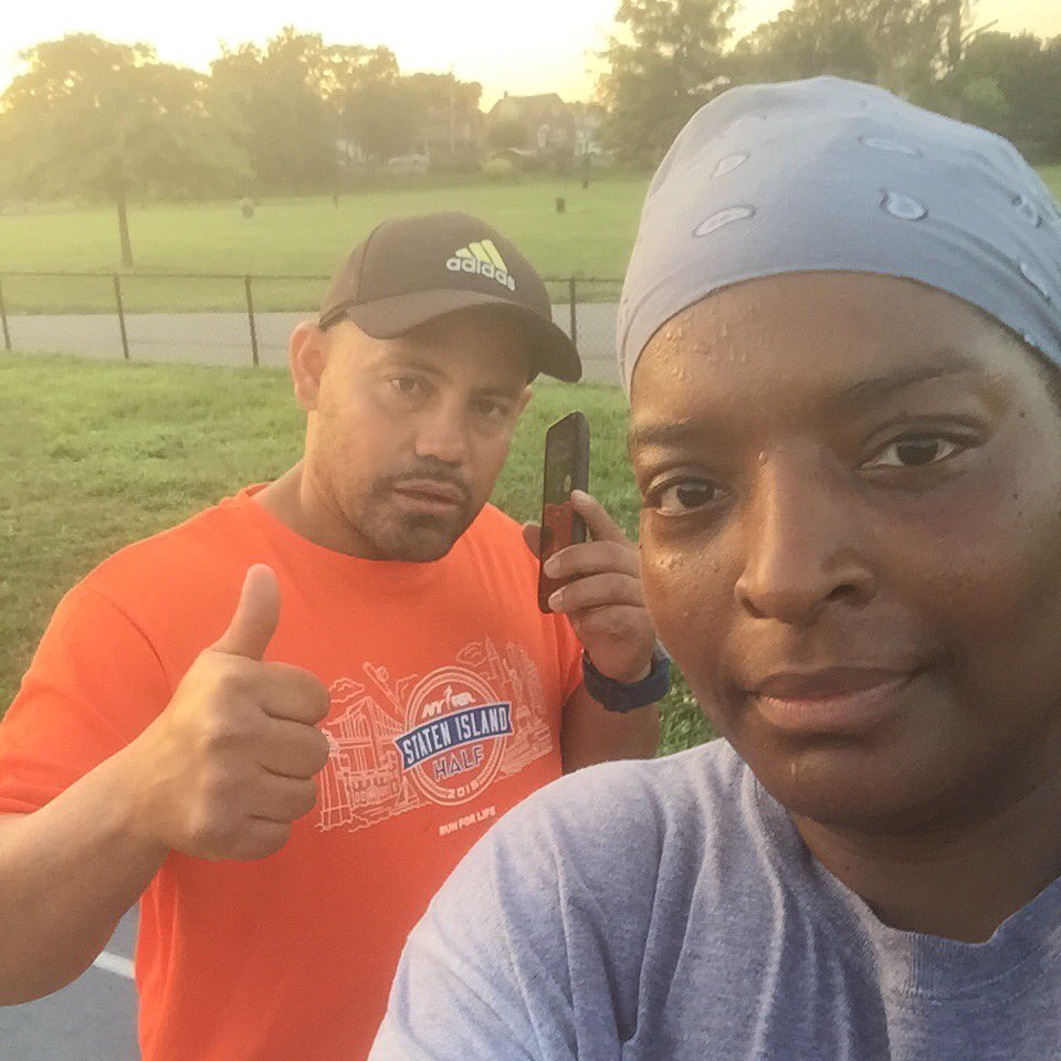 susher244's tweet photo. Getting my workout in with the crazy man standing behind me. Thank you Wilson. #FitGoals https://t.co/FCMhYSO2u3