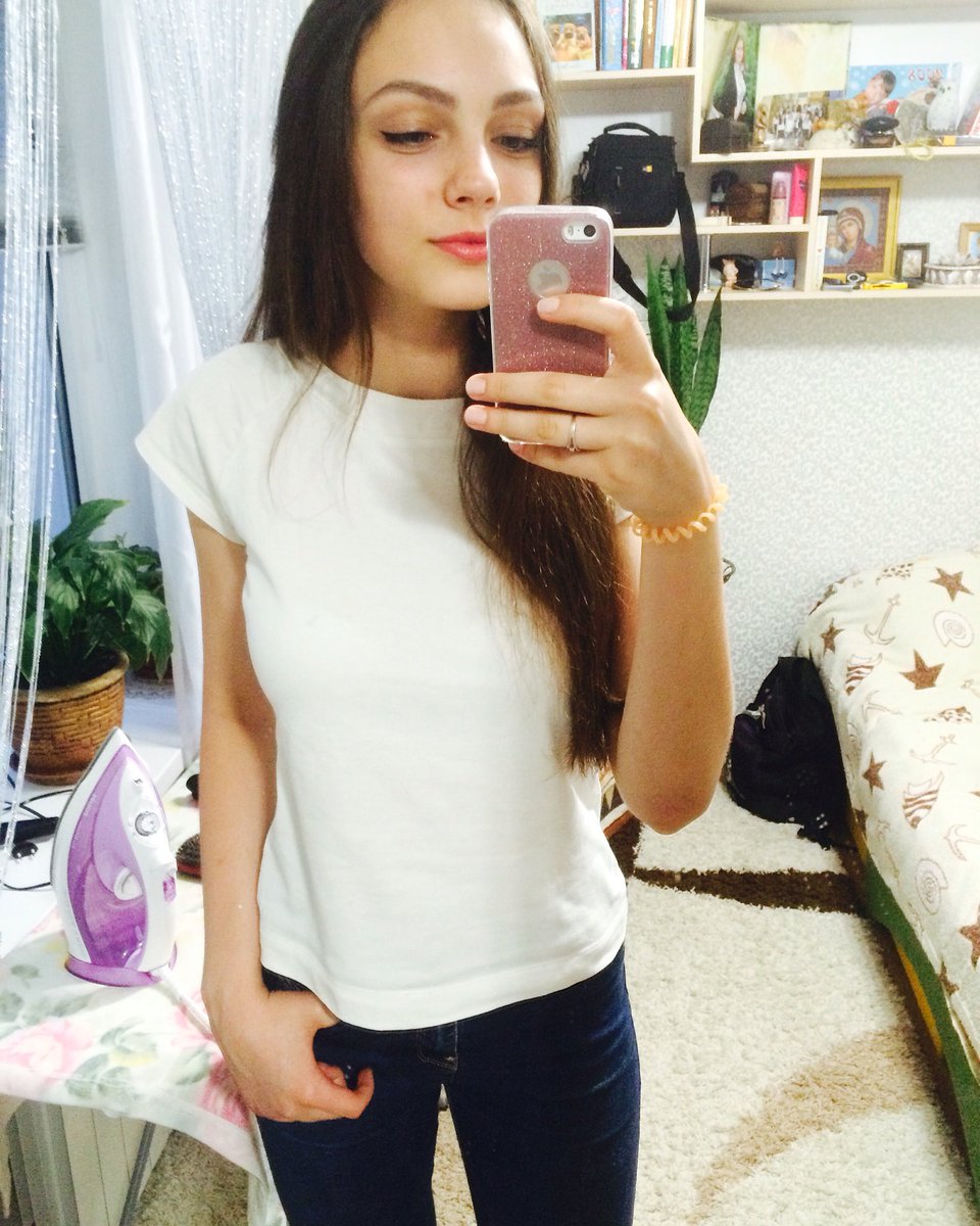 Lenka_Cat's tweet photo. Моя квіточка 🌸🌸🌸🌸 https://t.co/gdwK1iMy6c