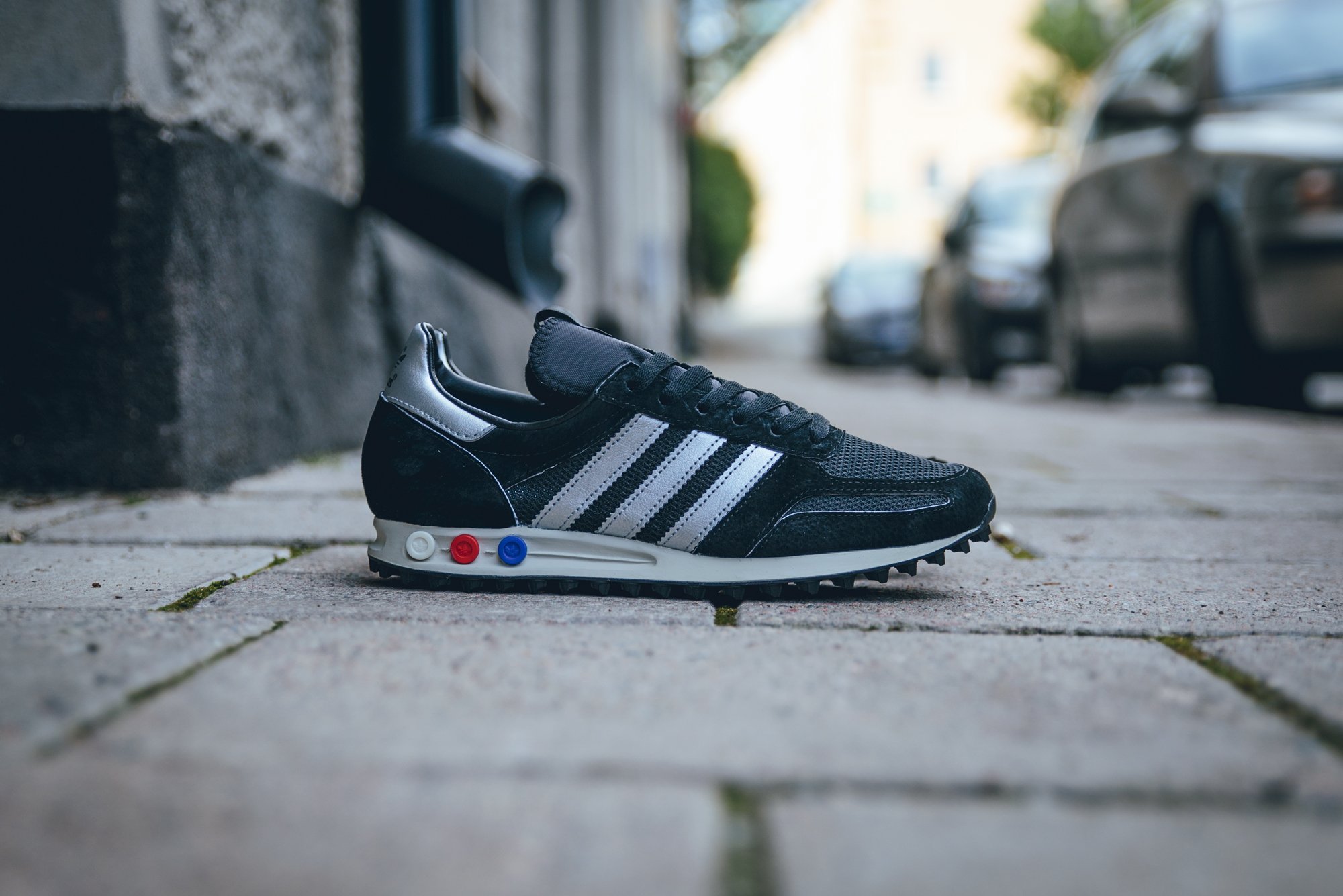 rastro canción Paseo SNS on Twitter: "The adidas LA Trainer OG Made in Germany drops tomorrow!  More info: https://t.co/oqOZpYhbYm https://t.co/PcQkGmzI3M" / Twitter