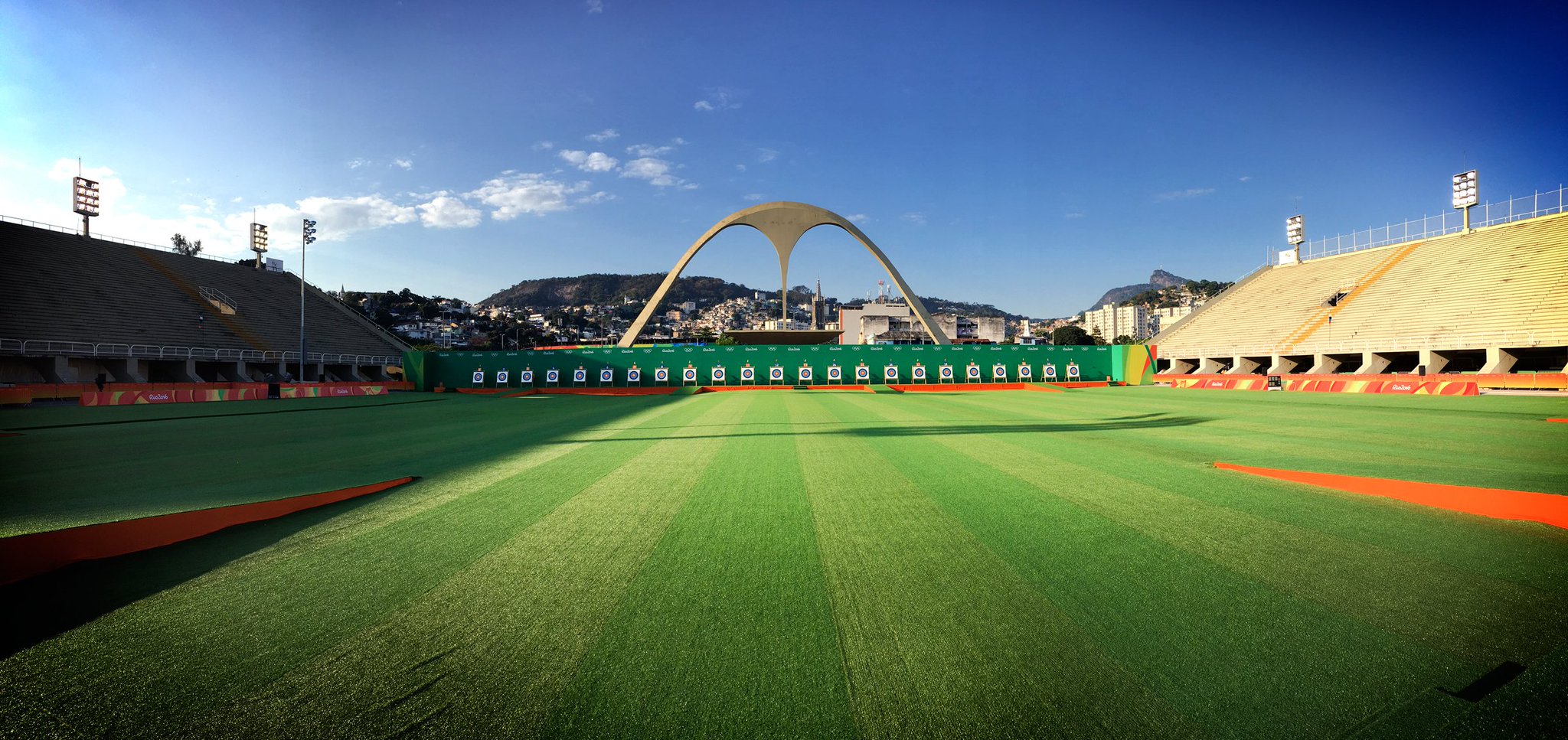 CpFxaw_WIAA7vIu.jpg:large