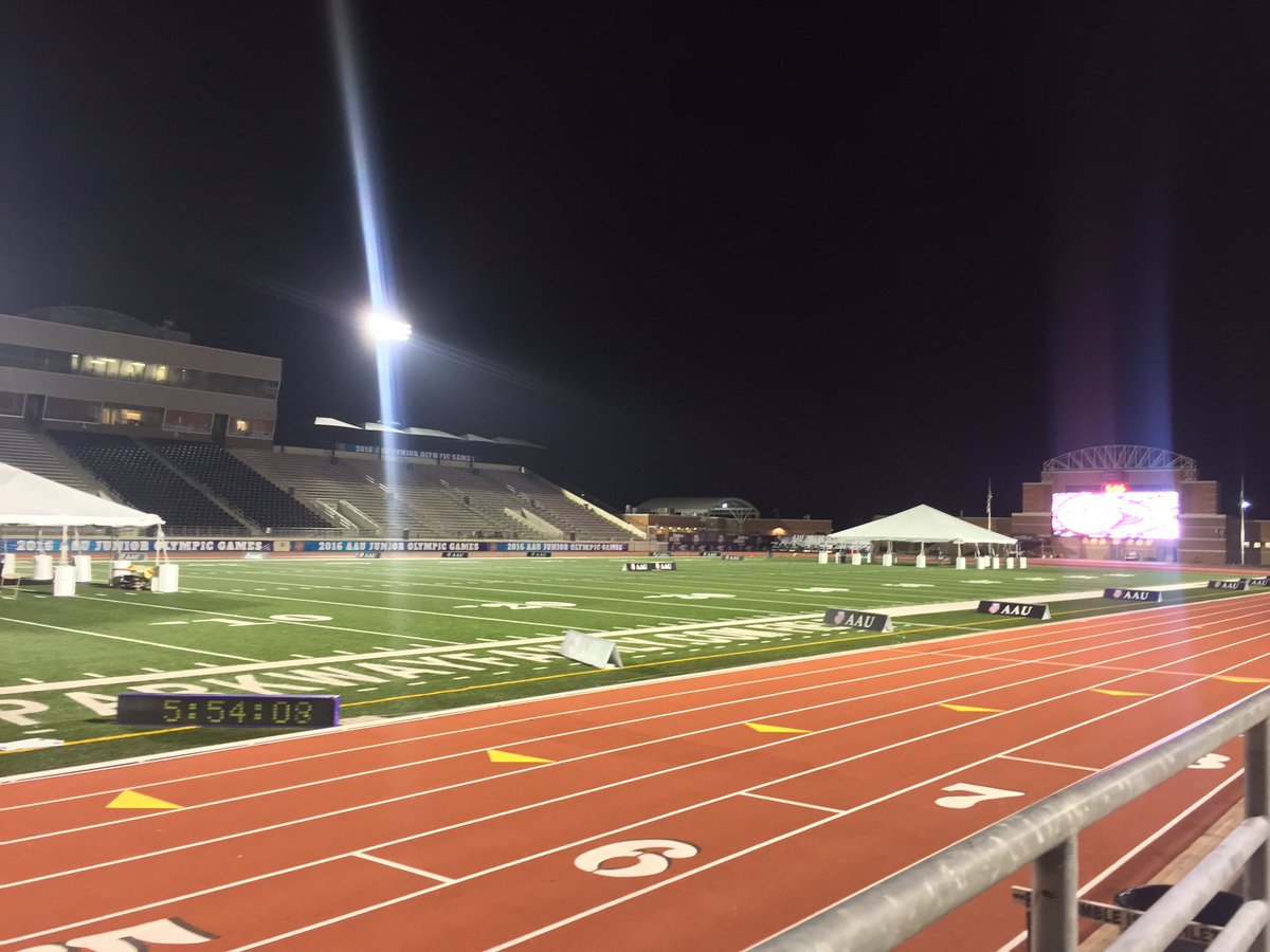 AAU2016Houston tweet media