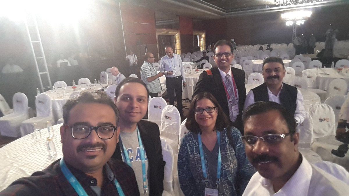 ashishgakrey's tweet photo. Post @AbhijitBhaduri closing key note session #Digitalsunami nice mtg u all @rajeshlele @prabhakarl @rucsb #TechHR16 https://t.co/snN8FcZrLB