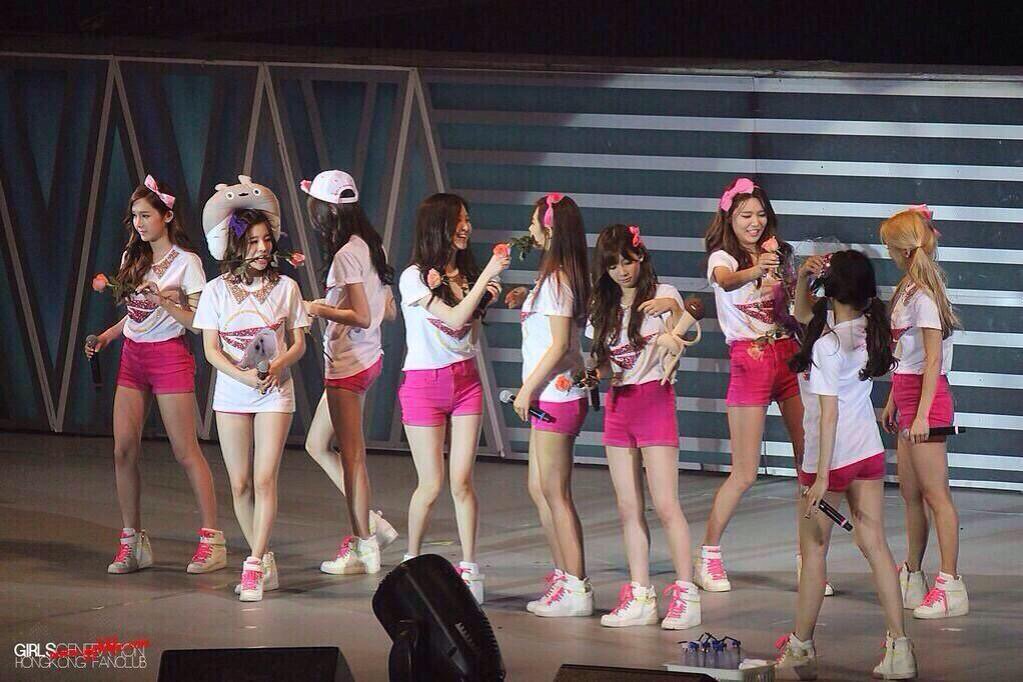 08mion05's tweet photo. #소녀시대오9오9 
#소녀시대9주년 
#SNSD9thAnniversary 

그냥 있어 줘서 고마워 https://t.co/h5vxoPcBmi
