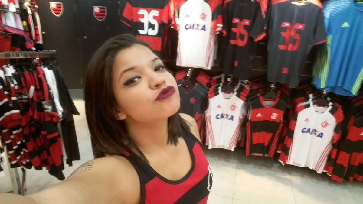 thatyrao's tweet photo. Work work #EspaçoRubroNegro #Flamengo # Mengão #DaPlay https://t.co/sXZnyfm8gD