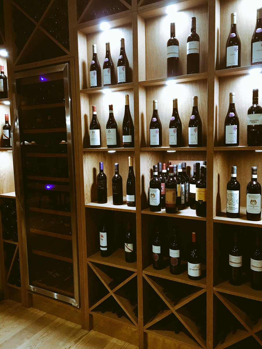 Descobrin Vinoteques - Restaurant a #Berlin #Schwalbennest #Alemania #foodie #nyam #wine #riesling
