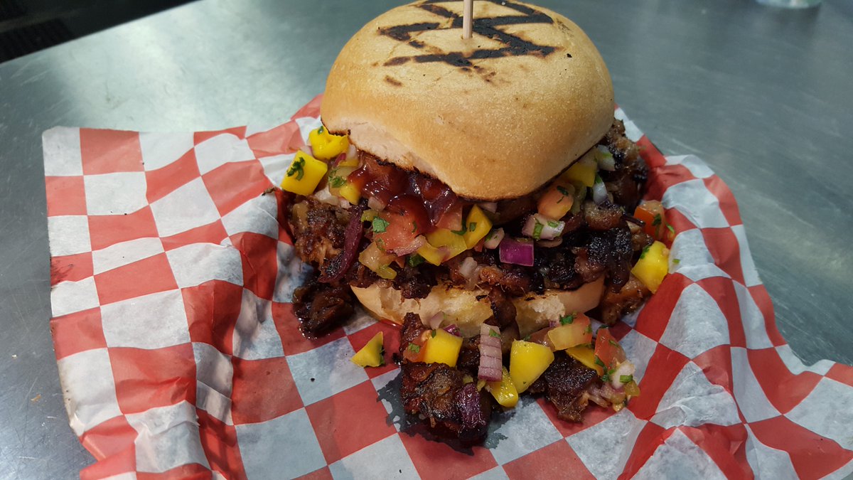 FarmtoForkTexas's tweet photo. Pork Belly Sammie at #TheFork #FarmtoForkLenader #FoodLeander https://t.co/5LxTgEw3Gu