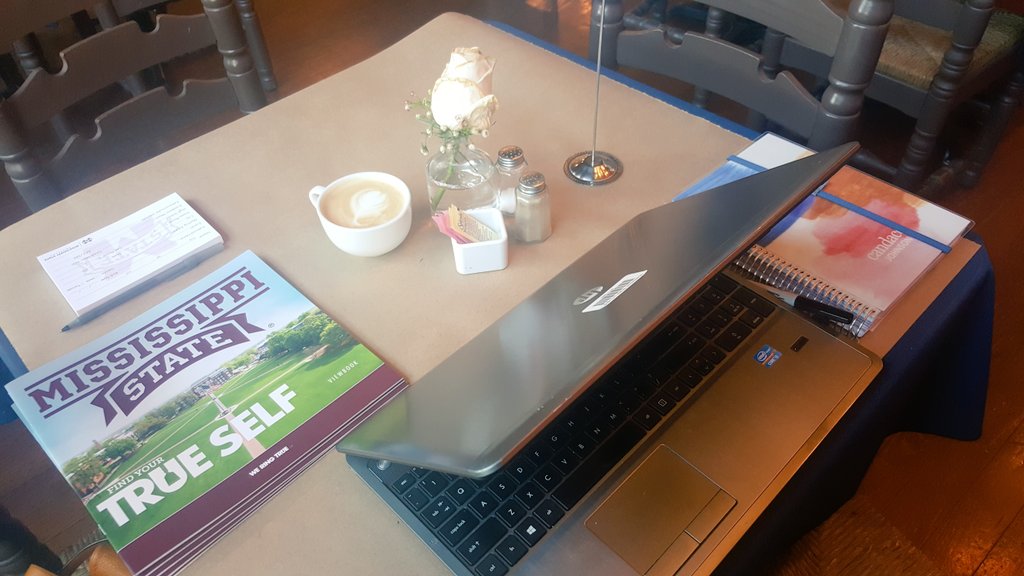 Hey Future Bulldogs! If you're in the Hattiesburg-Columbia area feel free to stop by and chat!