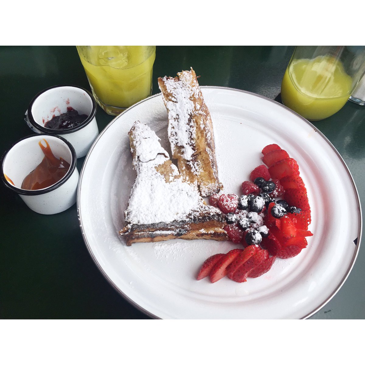 FoodieGdl's tweet photo. Pan francés con Nutella en @alpanpanmex dentro de @mercado_mexico (Colonias 221) #chefdevida https://t.co/SgPsmBY0q3