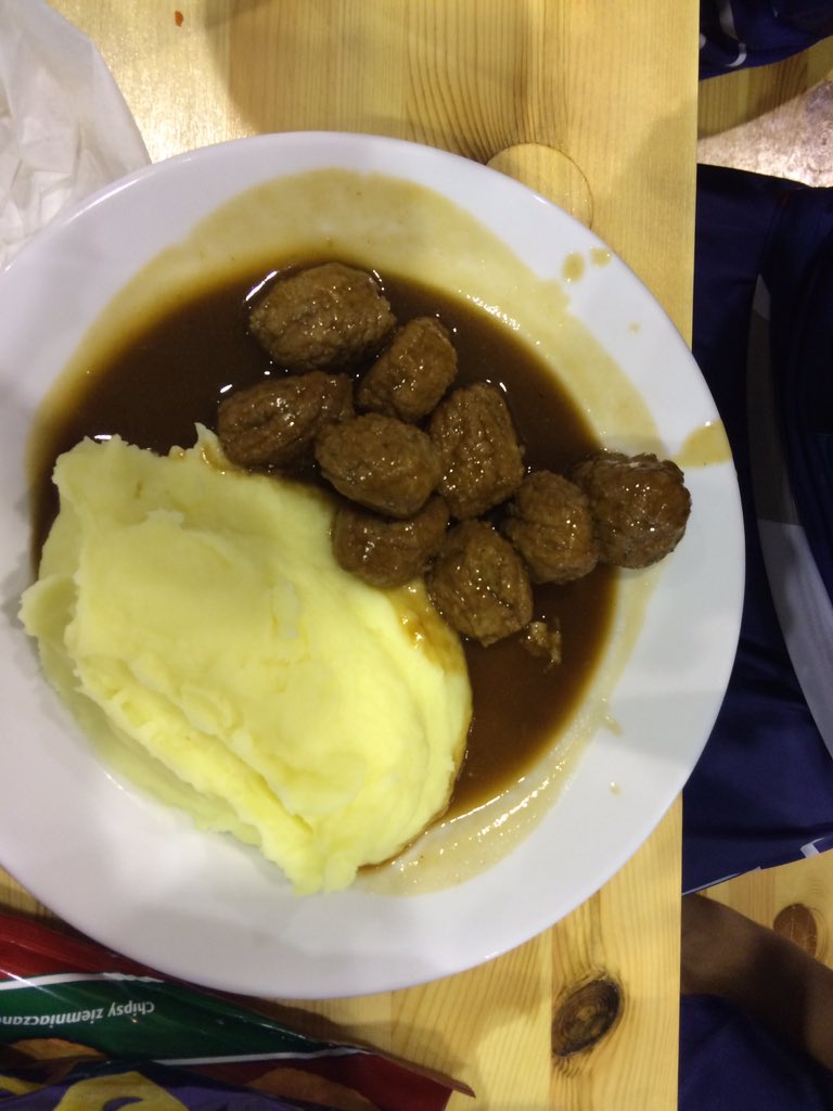 Lost to USA in the semi 15-7! Now playing Austria in the 3/4 at 7pm! #mollocksandmash