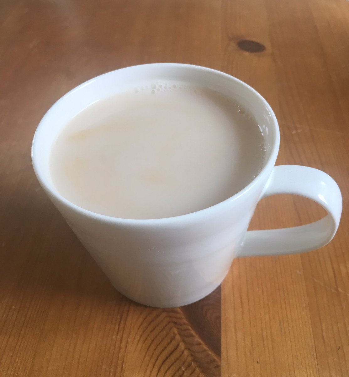 SoVeryBritish's tweet image. Is your tea better than this milky monstrosity? Send a photo to @Rate_My_Tea and join facebook.com/groups/5247544…