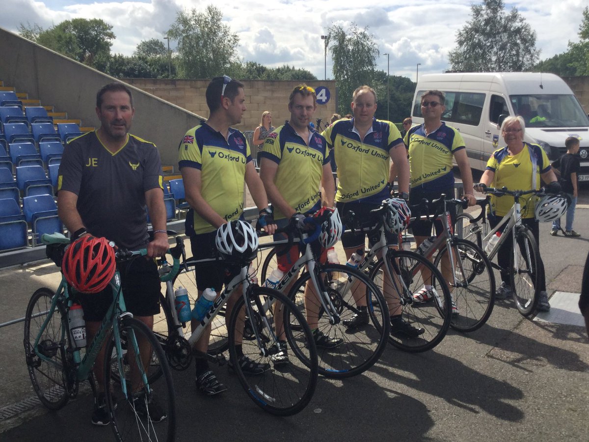 OUFCOfficial's tweet photo. The R2R team are home! Don't forget to donate:

RRCT22 £amount to 70070 https://t.co/MY8N57FaPo