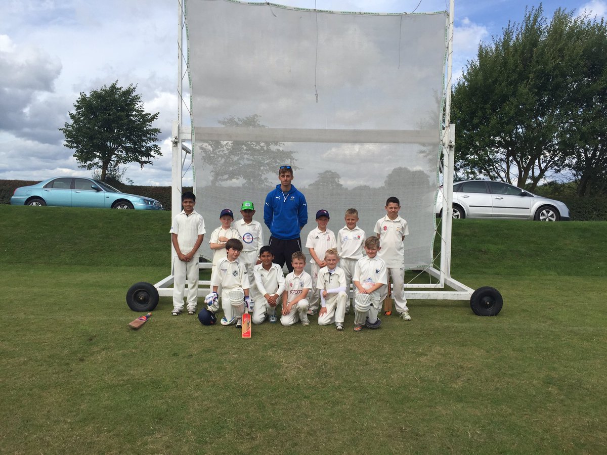 Rossatkinson17's tweet image. Huge thanks to @BenCoad10 for spending time with the U9 District players today. #nextgeneration #Q&amp;amp;A