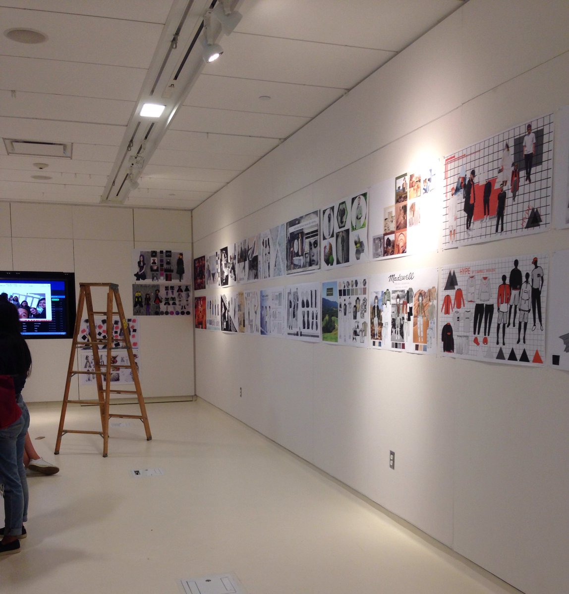 Follow @fashionisgorges on insta for live updates on the fashion exhibit/show !!!!!!