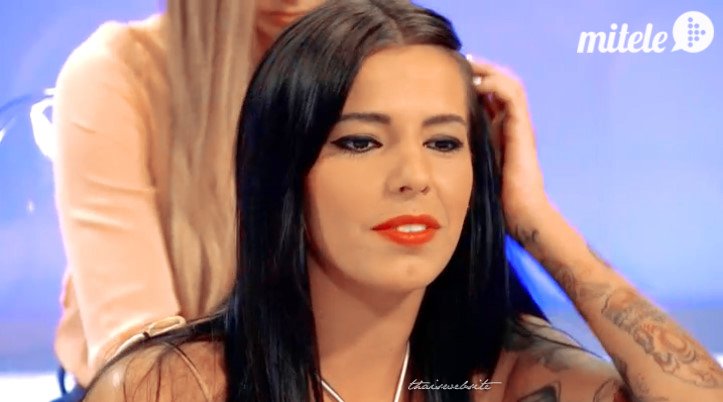ThaisWebSite's tweet photo. 'Y me odiaras, porque en el fondo te jode echarme de menos.' @thaisanchez9090 https://t.co/g4u5rfn5KW