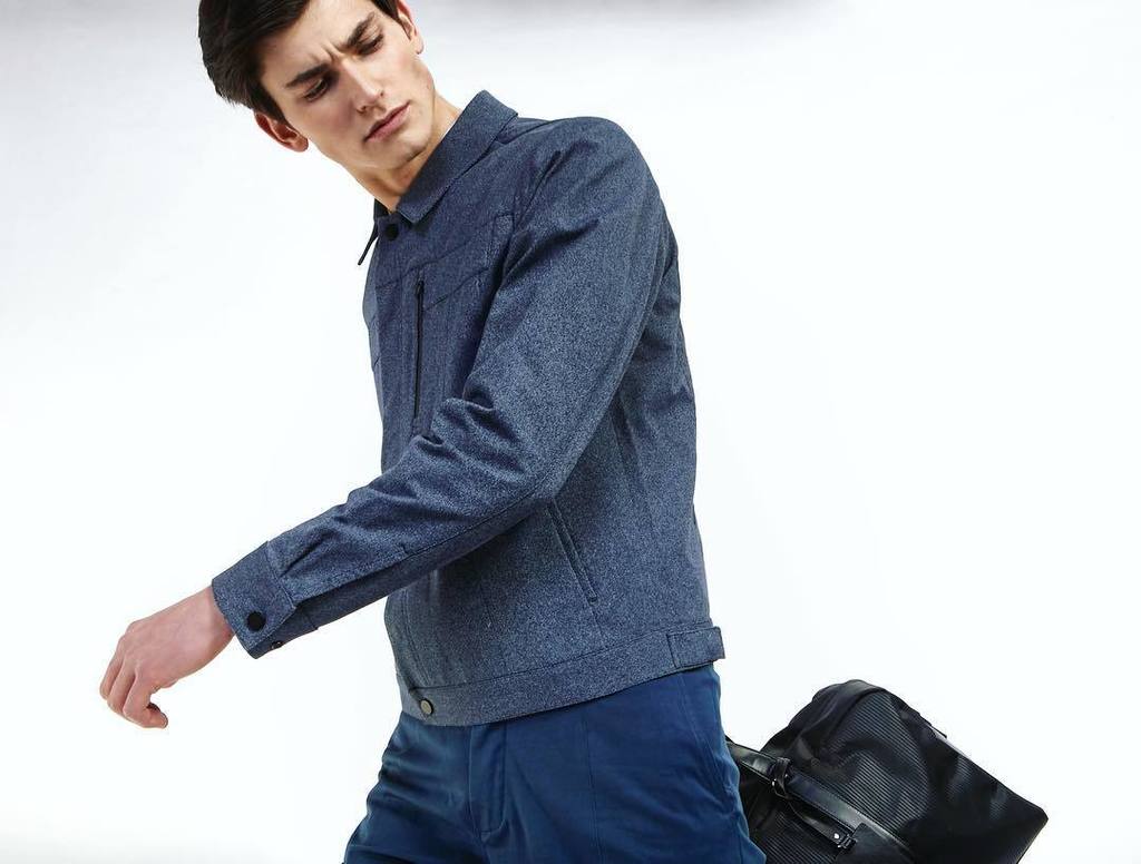 luisfern5's tweet photo. ready for #RIO///
#TECHtailored @craftatlantic
stretch w/R cotton-denim jacket https://t.co/TytTMCX0mR https://t.co/fRVFQQbo6z