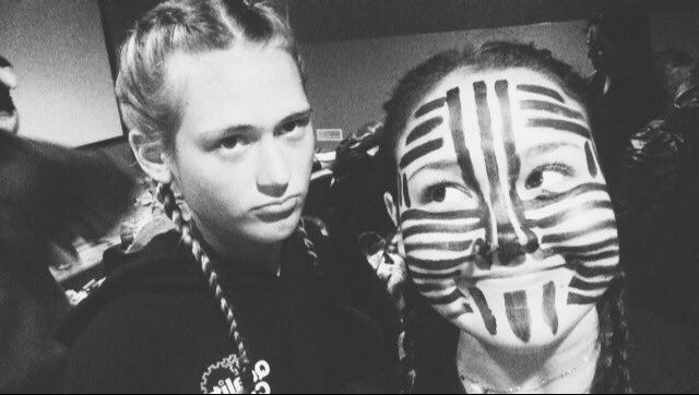 skyefeist's tweet image. Happy Birthday to ma best frand😍 you make me happy and I love you. have a great day #zeroproblems #trio4ever #shark💙