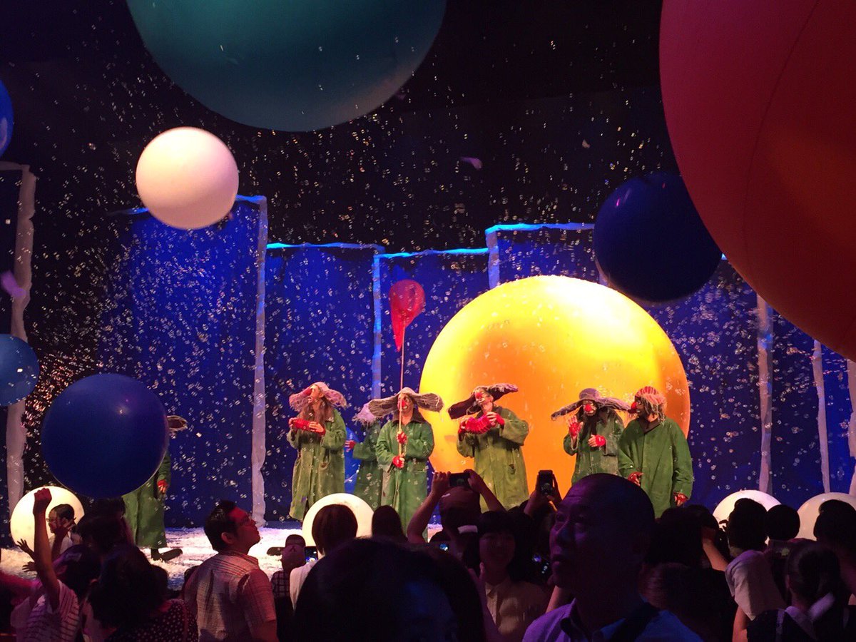 ②☆SLAVAS SNOWSHOWスラバのスノーショー☆2019/8月3日13：00開演☆Ｓ席☆大阪☆1枚☆ 大人気体験型ファンタジーショー「スラバのスノーショー」 3 年ぶりに