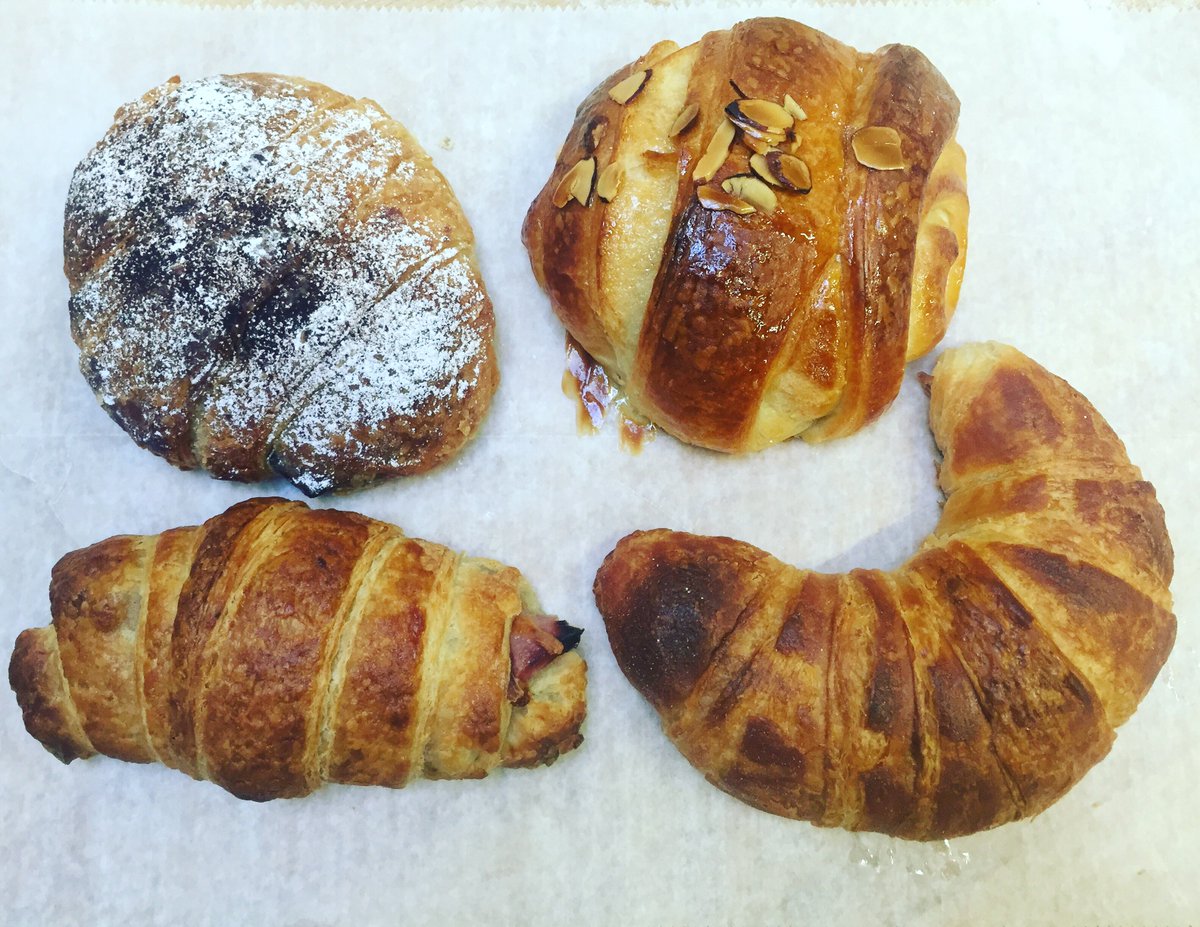 Happy Friday! #croissants #pastries #sallyannsbakery