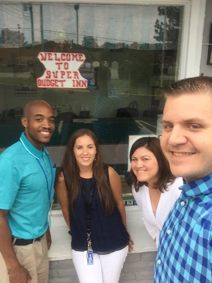 MrD3rd's tweet photo. #WSEBULLDOGGO Oops, this is the real first stop on our trip! https://t.co/QoTy21mIyA