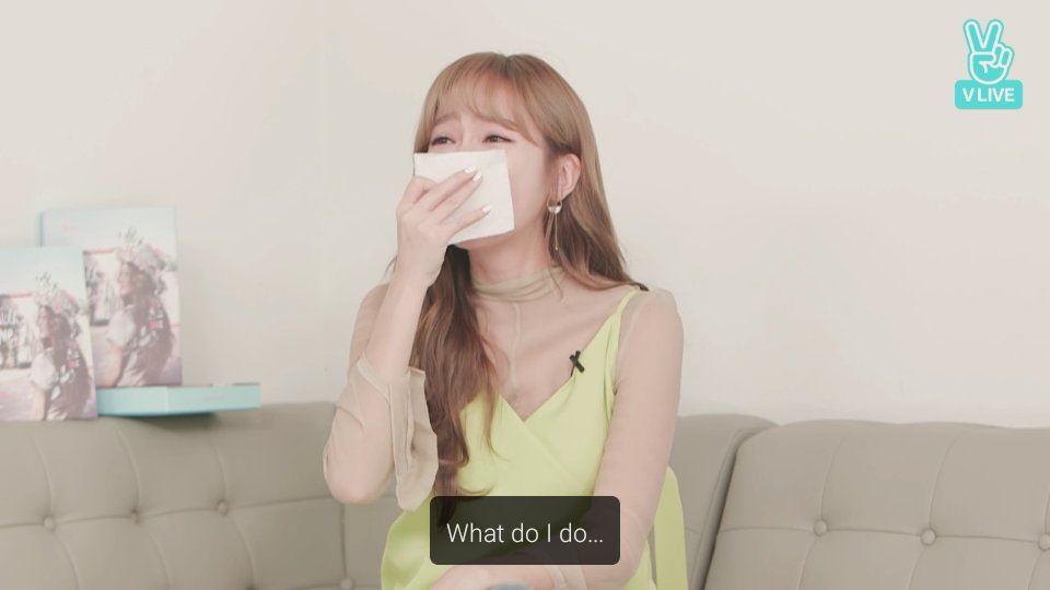 JessiSoshi_OT9's tweet photo. 😭🙆
#9YearsWithJessica #ForeverGoldenStar #AlwaysWithJessica https://t.co/NRWfAY0hIo