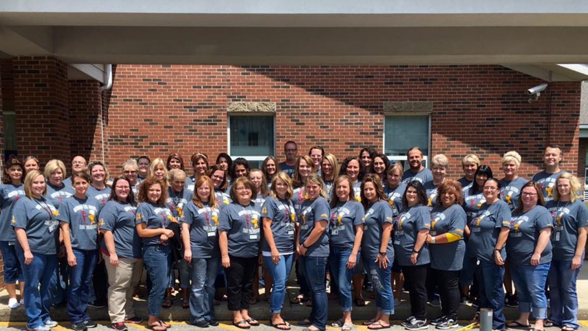 centraleagles1's tweet photo. Our amazing staff!  #EagleUnity https://t.co/KHhxHismIN
